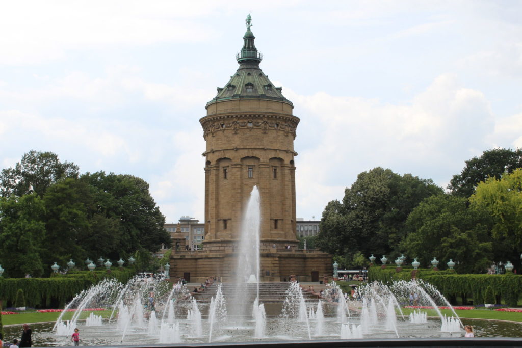 Wasserturm, die berühmteste Sehenswürdigkeit Mannheims