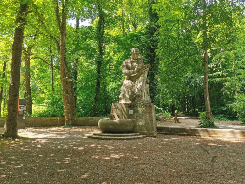 Silcher Denkmal auf der Neckarinsel