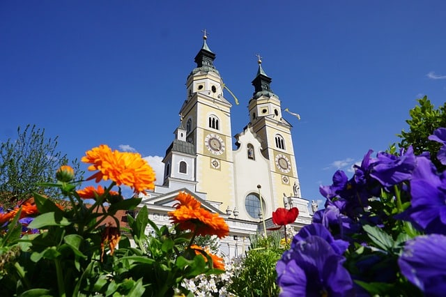 Der Dom der Stadt Brixen zählt zu den wichtigsten Sehenswürdigkeiten.